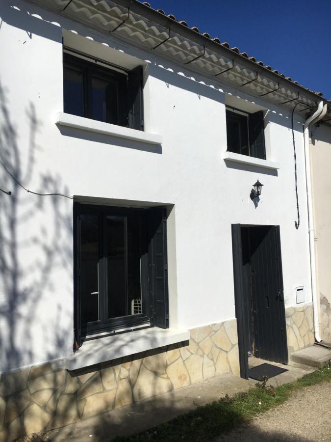 Cilaos - Maisonnette Au Coeur Du Medoc Saint-Laurent-de-Medoc Exterior photo